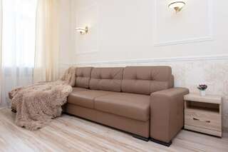 Апартаменты Apartments Ploshcha Peramogi Минск Семейный номер с ванной-11