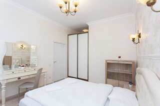 Апартаменты Apartments Ploshcha Peramogi Минск Семейный номер с ванной-5